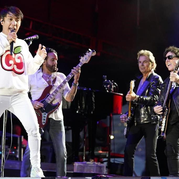 Journey keyboardist asks judge to resolve deadlock with band's lead guitarist